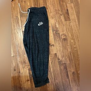 nike joggers
